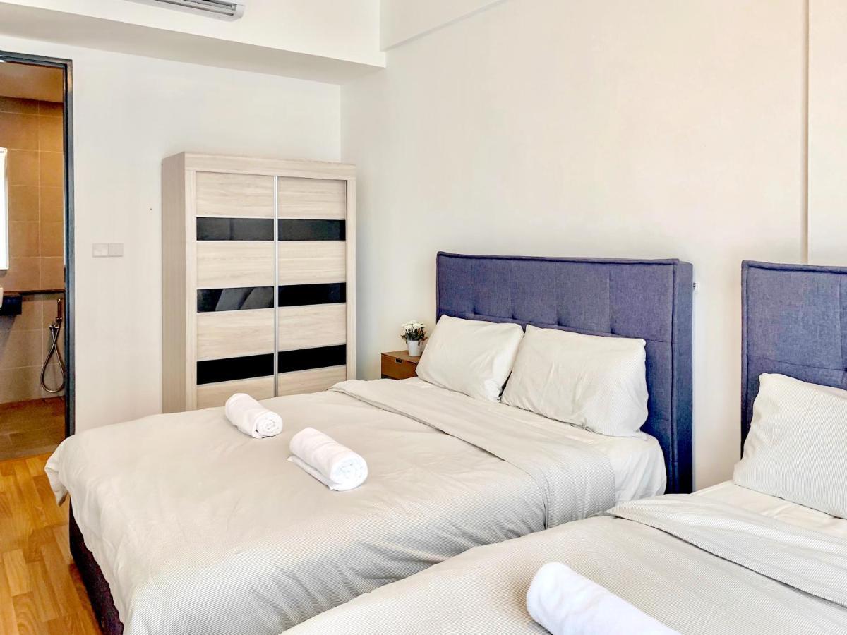Georgetown Tropicana 218 Apartment Luaran gambar