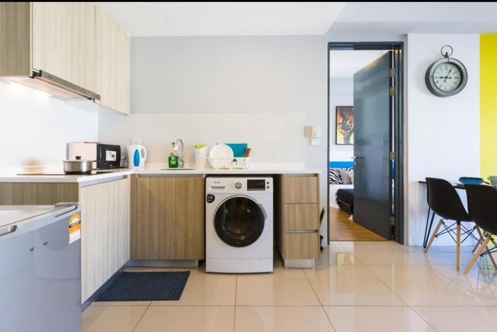 Georgetown Tropicana 218 Apartment Luaran gambar